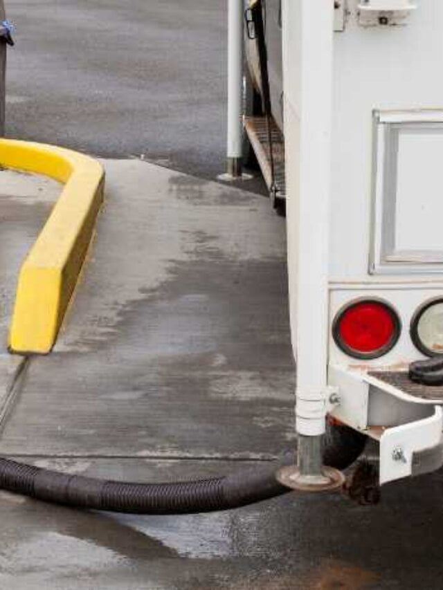 How to Dump RV Waste in 6 Quick & Easy Steps