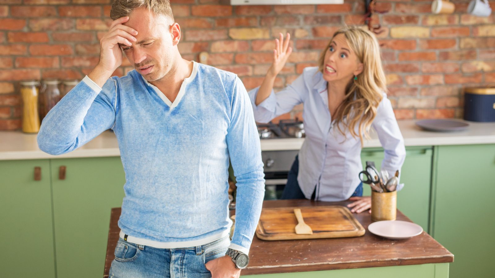 18 Gaslighting Phrases That May Be Damaging Your Relationships