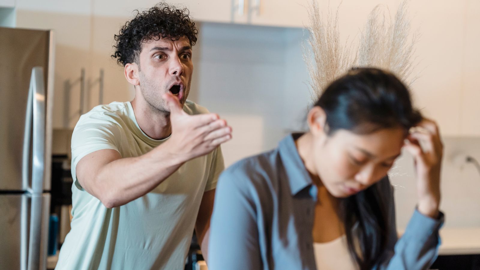 18 Gaslighting Phrases That May Be Damaging Your Relationships