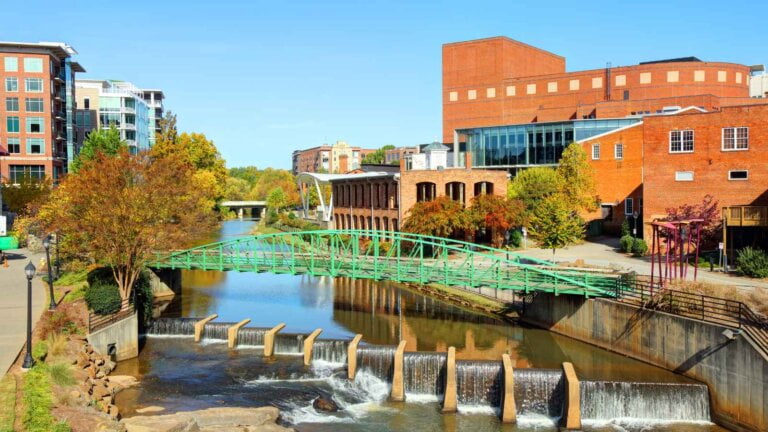 16 U.S Cities With the Friendliest People You’ll Ever Meet