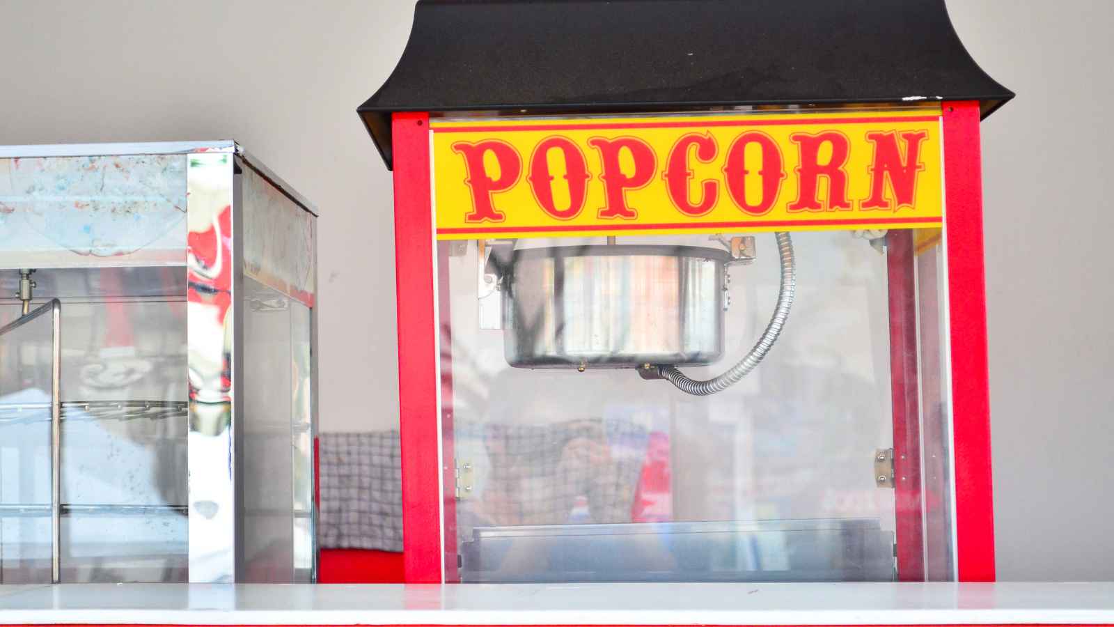 https://frenzhub.com/wp-content/uploads/2023/05/Popcorn-Machine.jpg