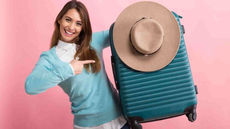 10 Best Pieces of Advice for People Traveling Alone