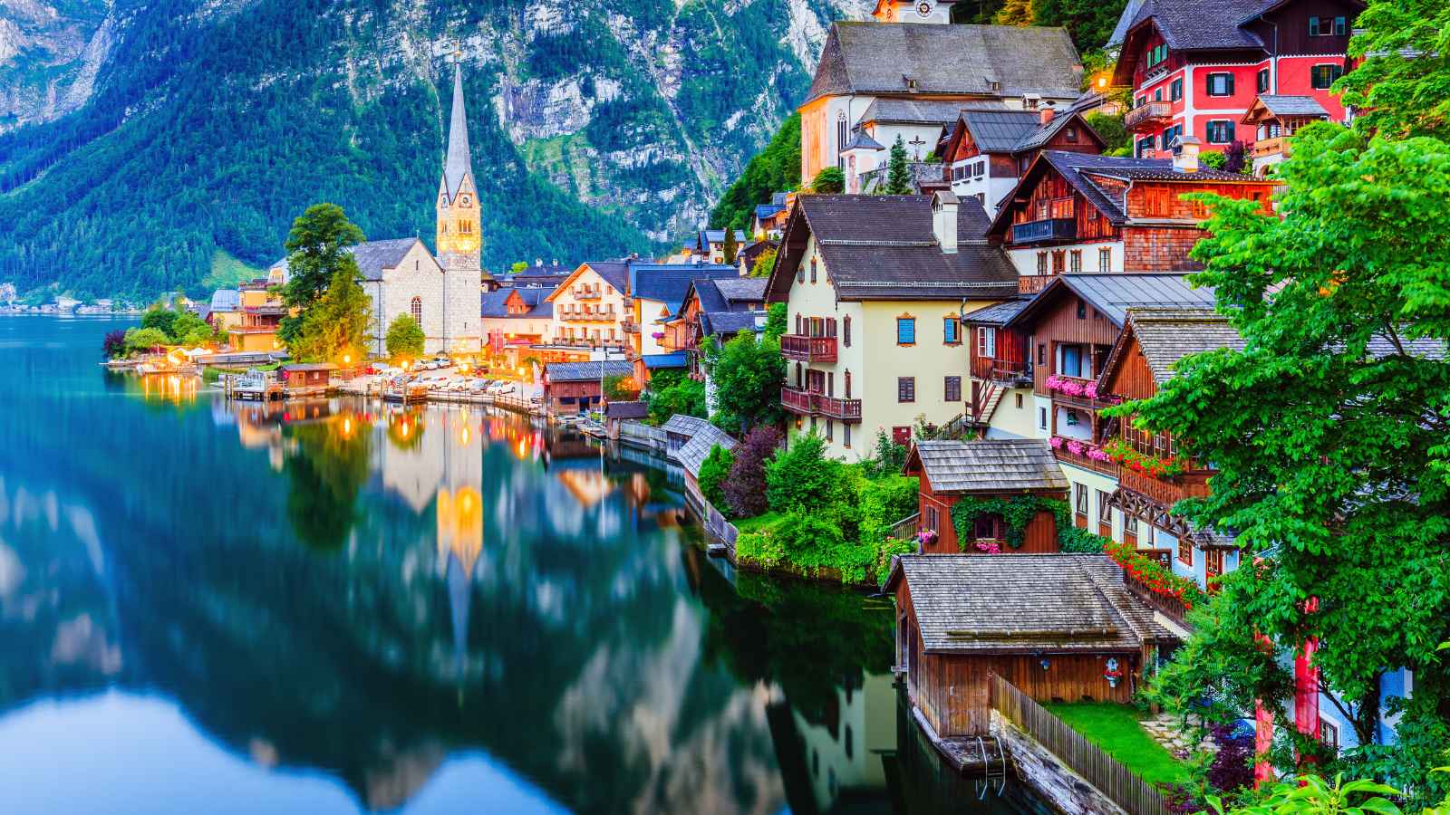 15 Countries that strongly advise their Citizens not to Travel to America