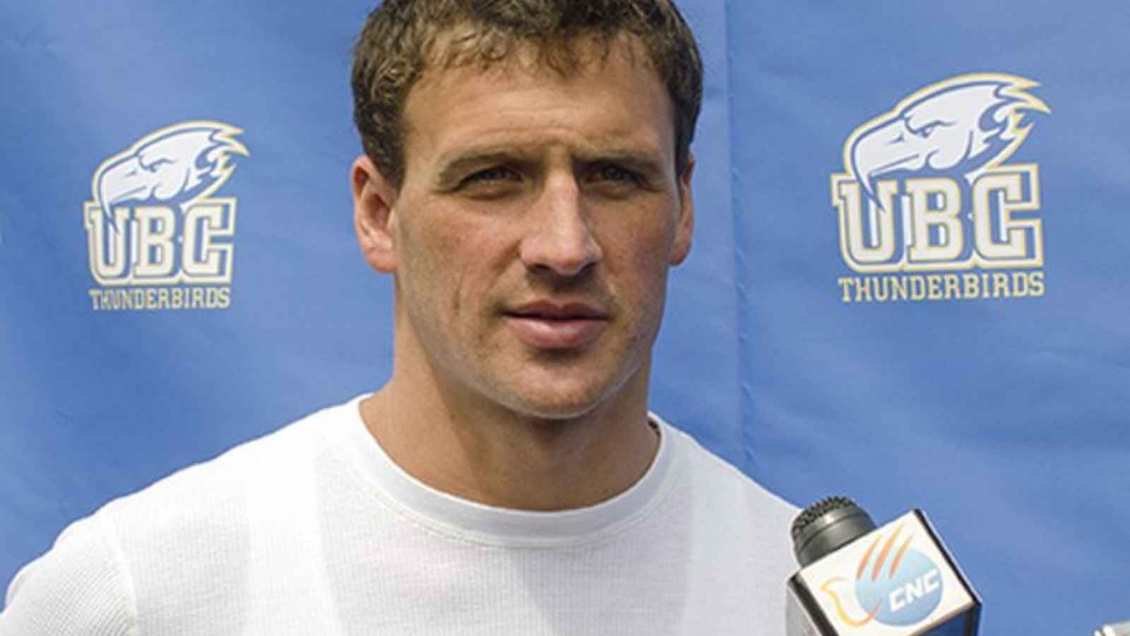 10 Famous Athletes Who Ruined Their Careers in Seconds