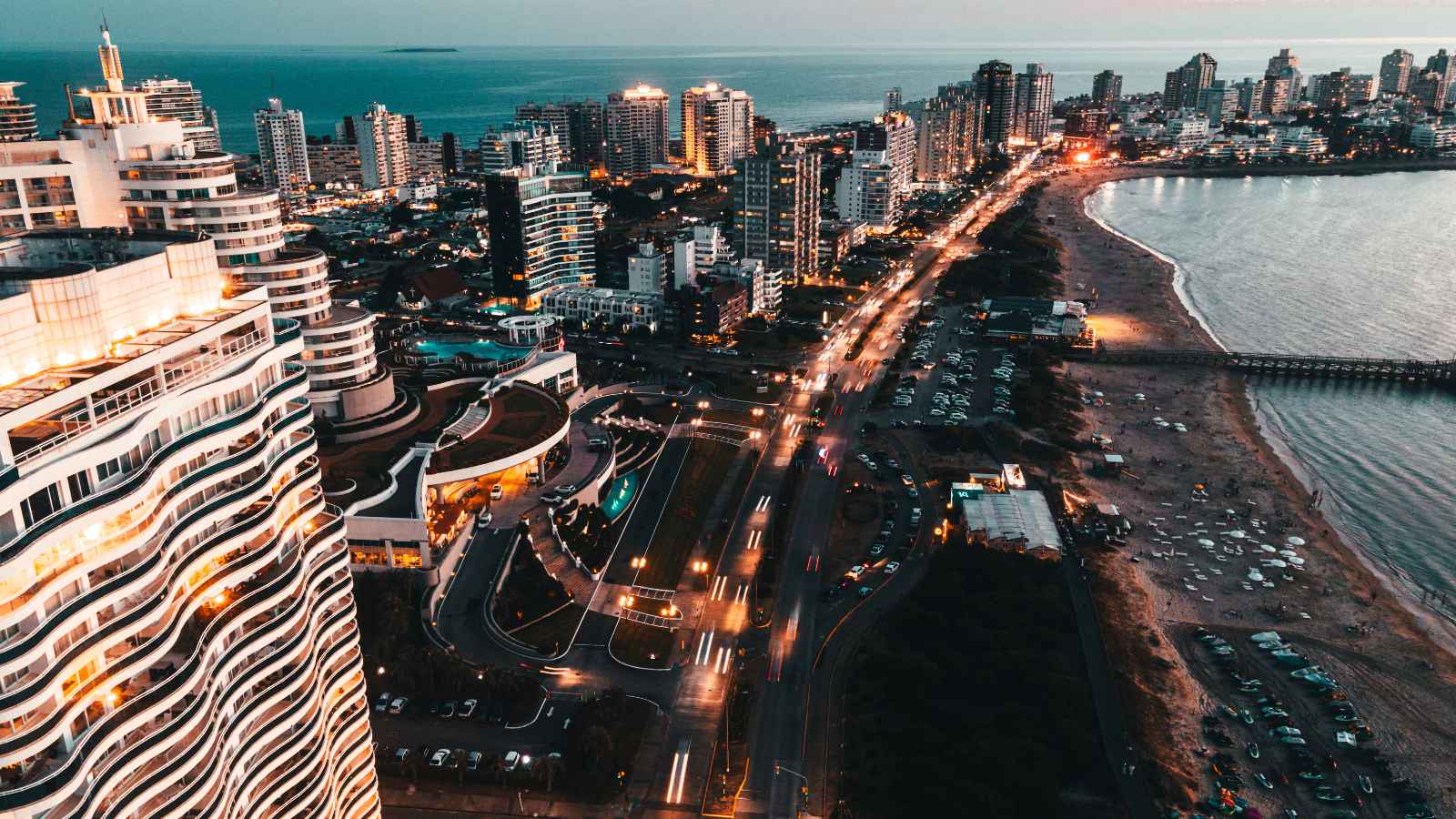 15 Countries that strongly advise their Citizens not to Travel to America
