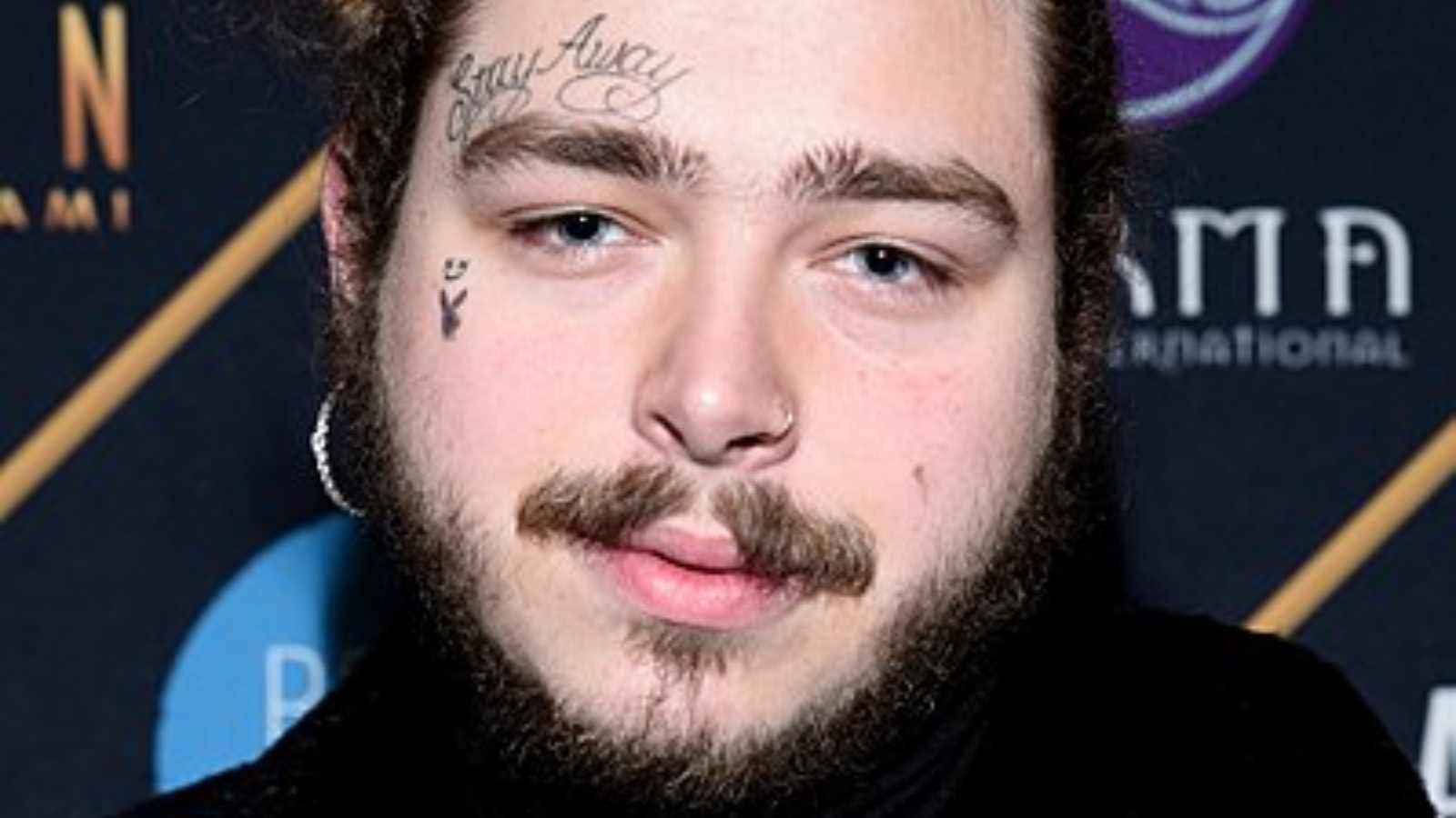 10 Popular Celebrities Who Just Look Like They Are Stinky