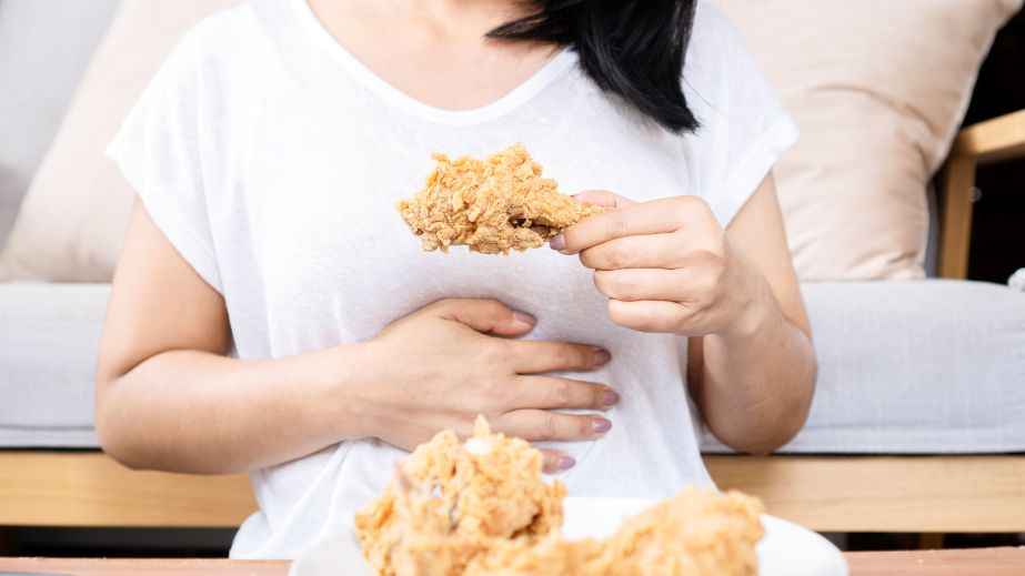 15 Eating Habits That Are Destroying Your Body Without You Knowing