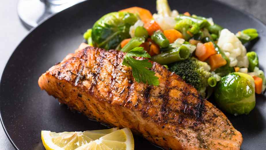 15 Best Dinner Foods that Can Help You Reach Your Weight Loss Goals