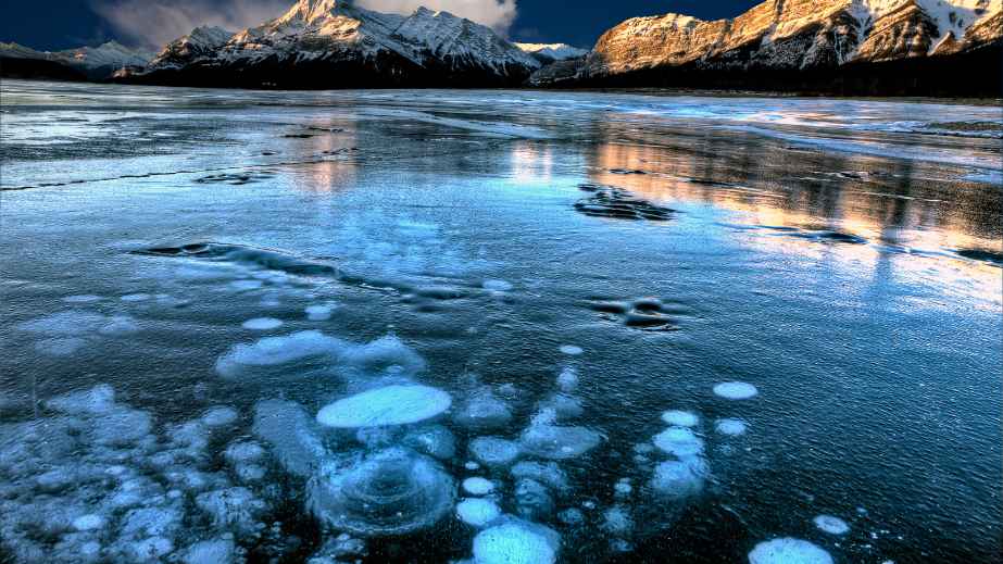 15 Places on Earth That Are Too Good to Be Real