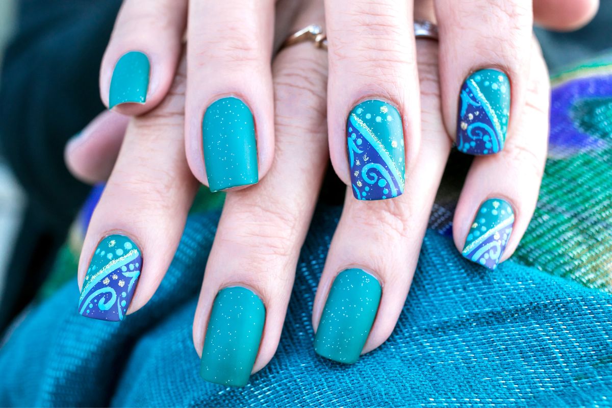 Vacation Nails: Ultimate Guide for Stunning Holiday Manicures