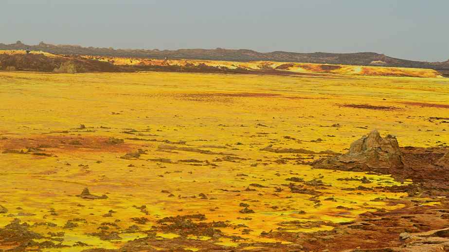 15 Places on Earth That Are Too Good to Be Real