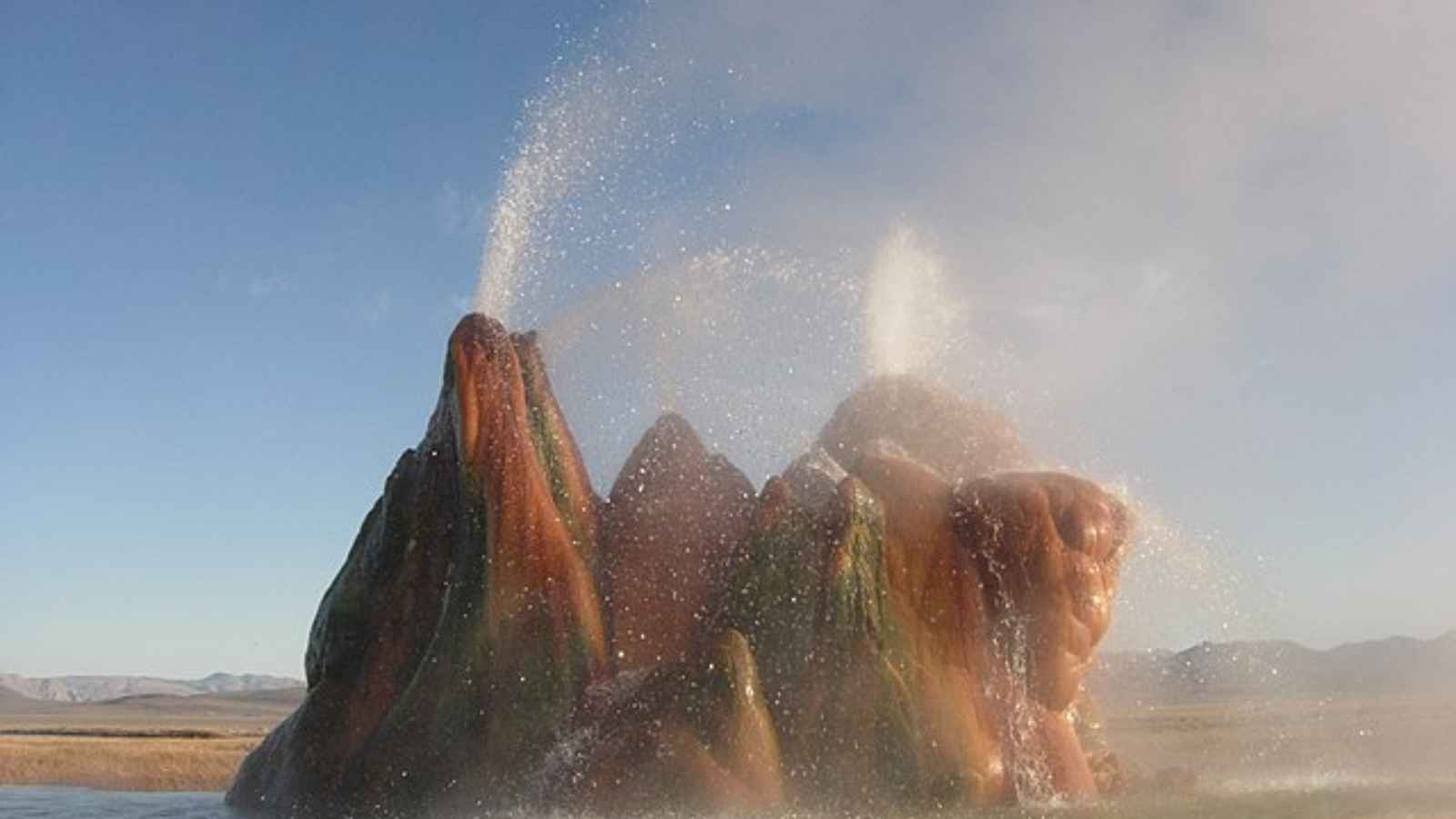 15 Places on Earth That Are Too Good to Be Real