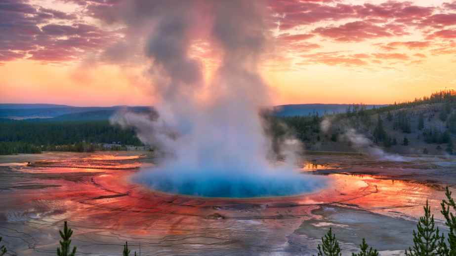 15 Places on Earth That Are Too Good to Be Real