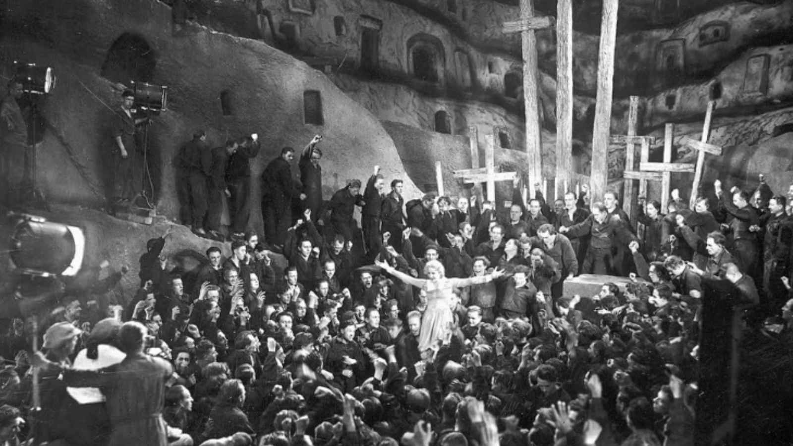 20 Movies That Predicted the Future and Nailed It