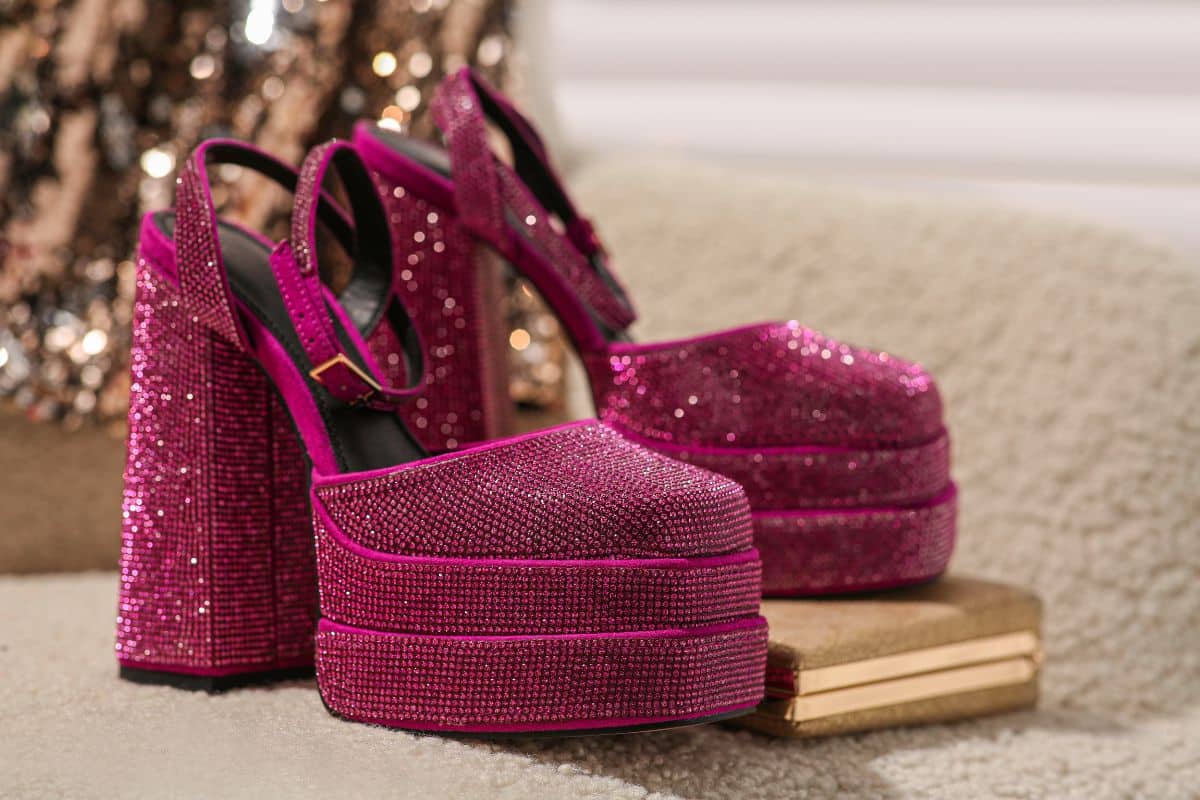 15 Most Unflattering Things Boomers Still Wear