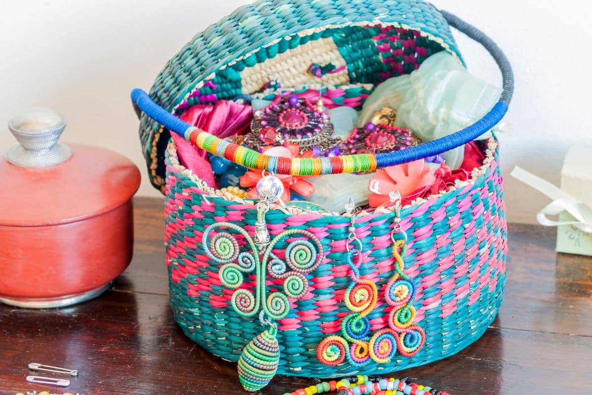 15 Most Unflattering Things Boomers Still Wear