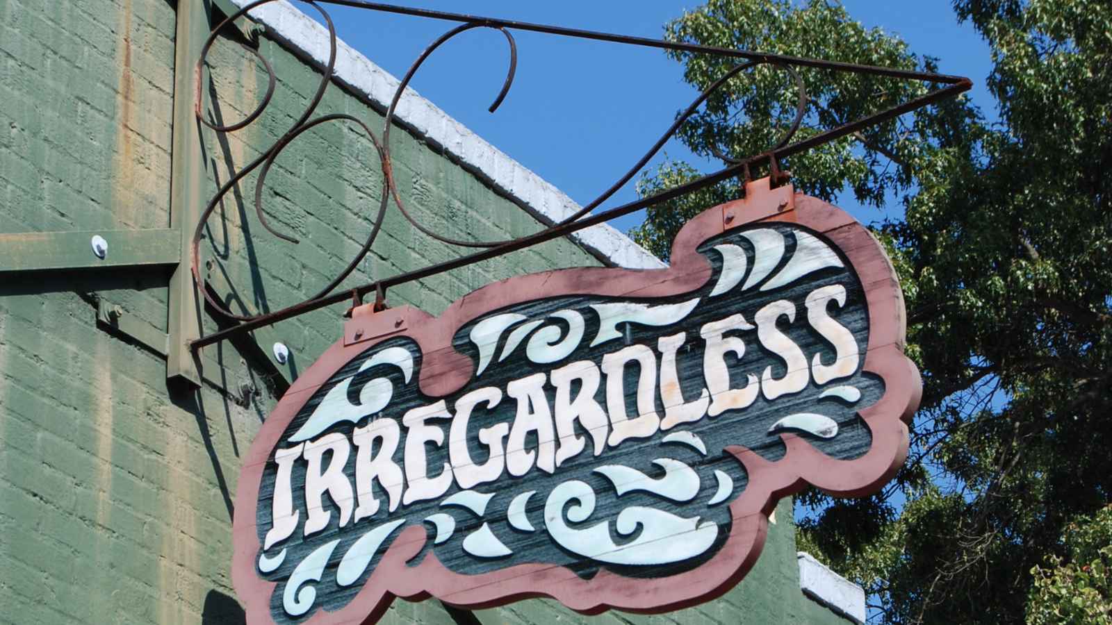 15 Sneaky Words That Mean the Total Opposite of What You Think