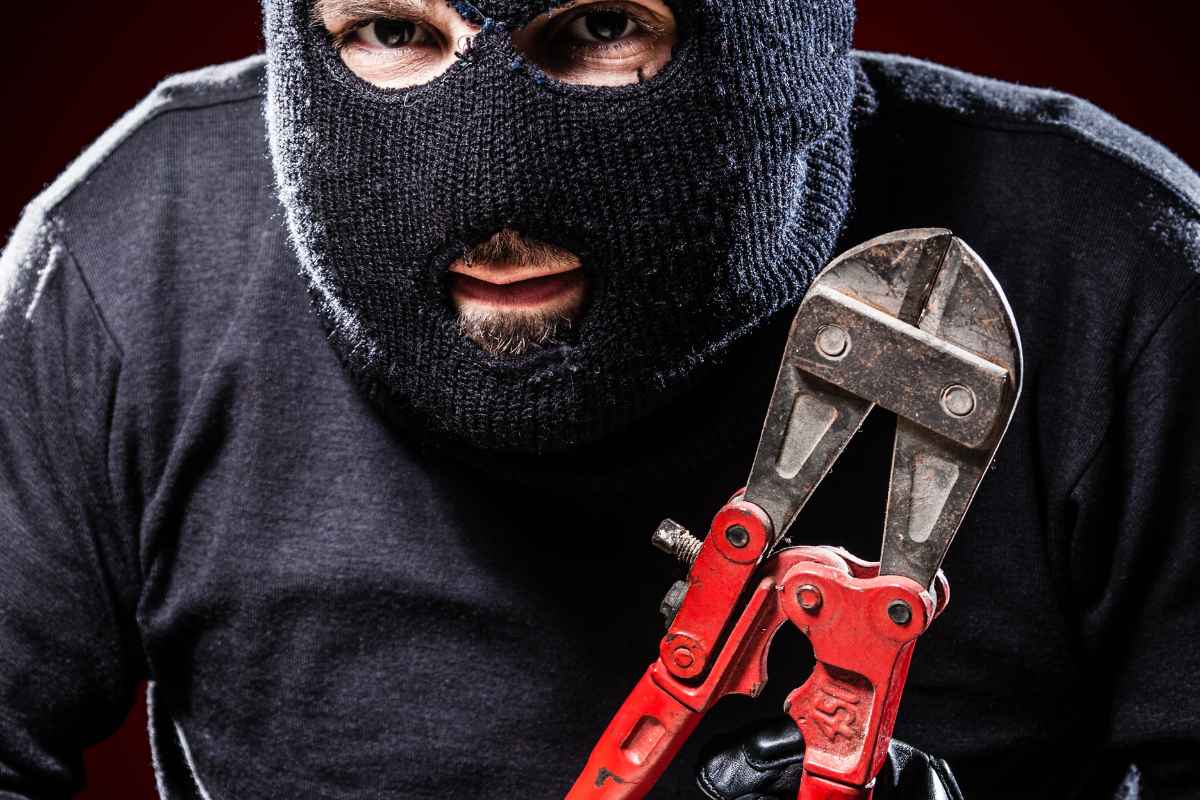 15 Sneaky Words That Mean the Total Opposite of What You Think