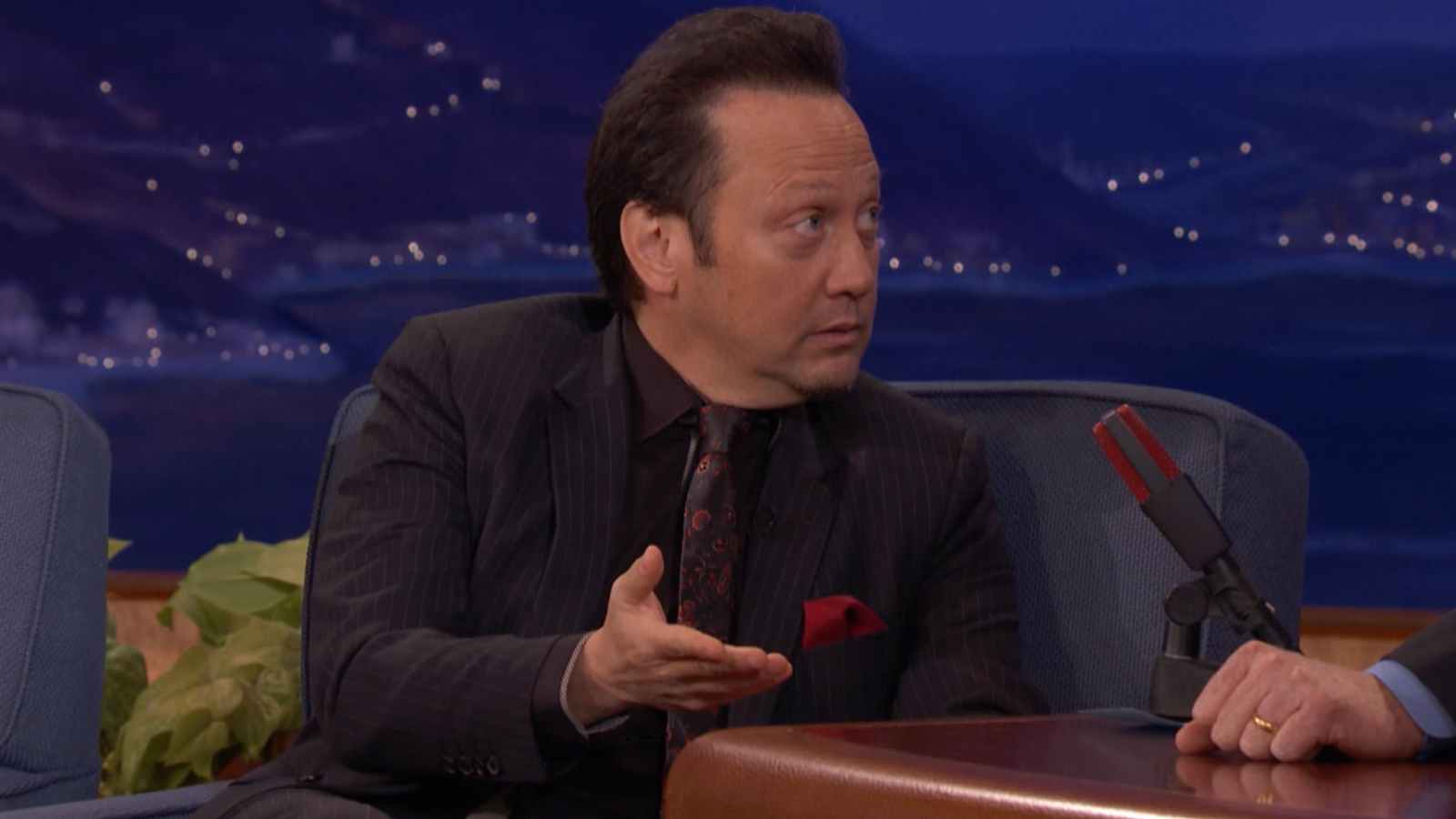 15 Actors Who Showed Up In Movies Just To Say One Line