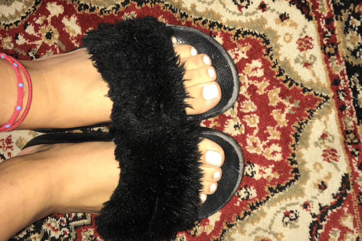 How to Sell Feet Pics: A Comprehensive Guide for Success