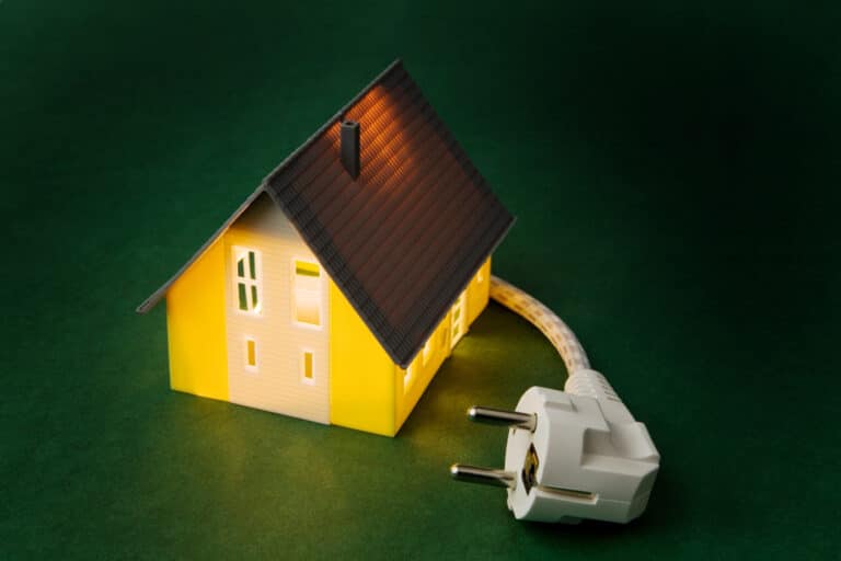 How to Winterize Your Home To Save on Energy Costs (5 Ways)